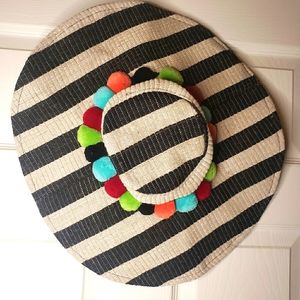 America & Beyond striped straw pom pom floppy hat